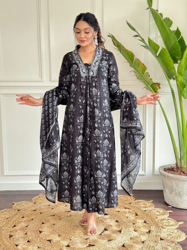 PURE COTTON 60/60 Suit - Image 10